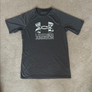 Boys Under Armour Gray Tee